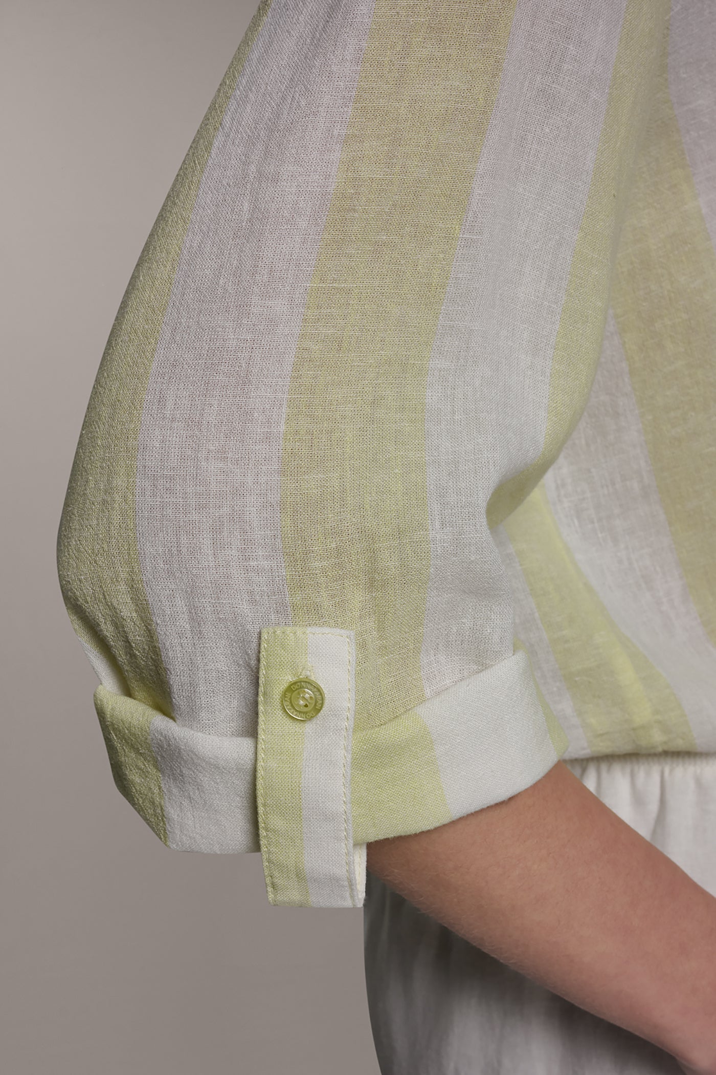 LONG SLEEVE TIE-FRONT BLOUSE