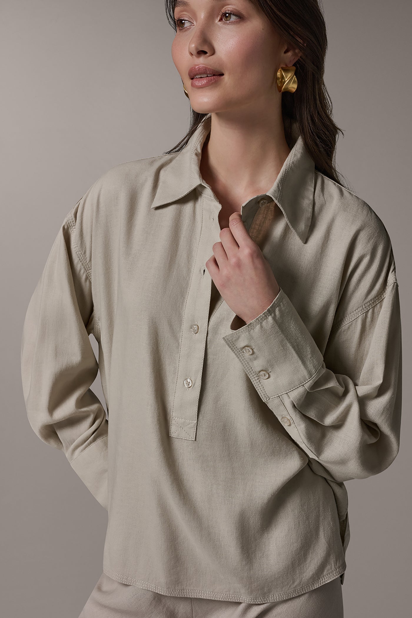 LONG SLEEVE HALF BUTTON BLOUSE