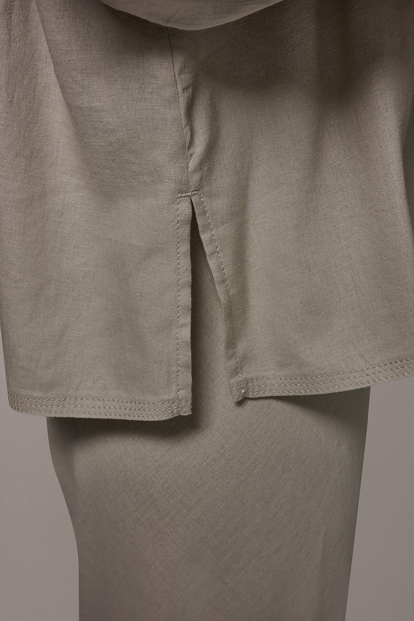LONG SLEEVE HALF BUTTON BLOUSE