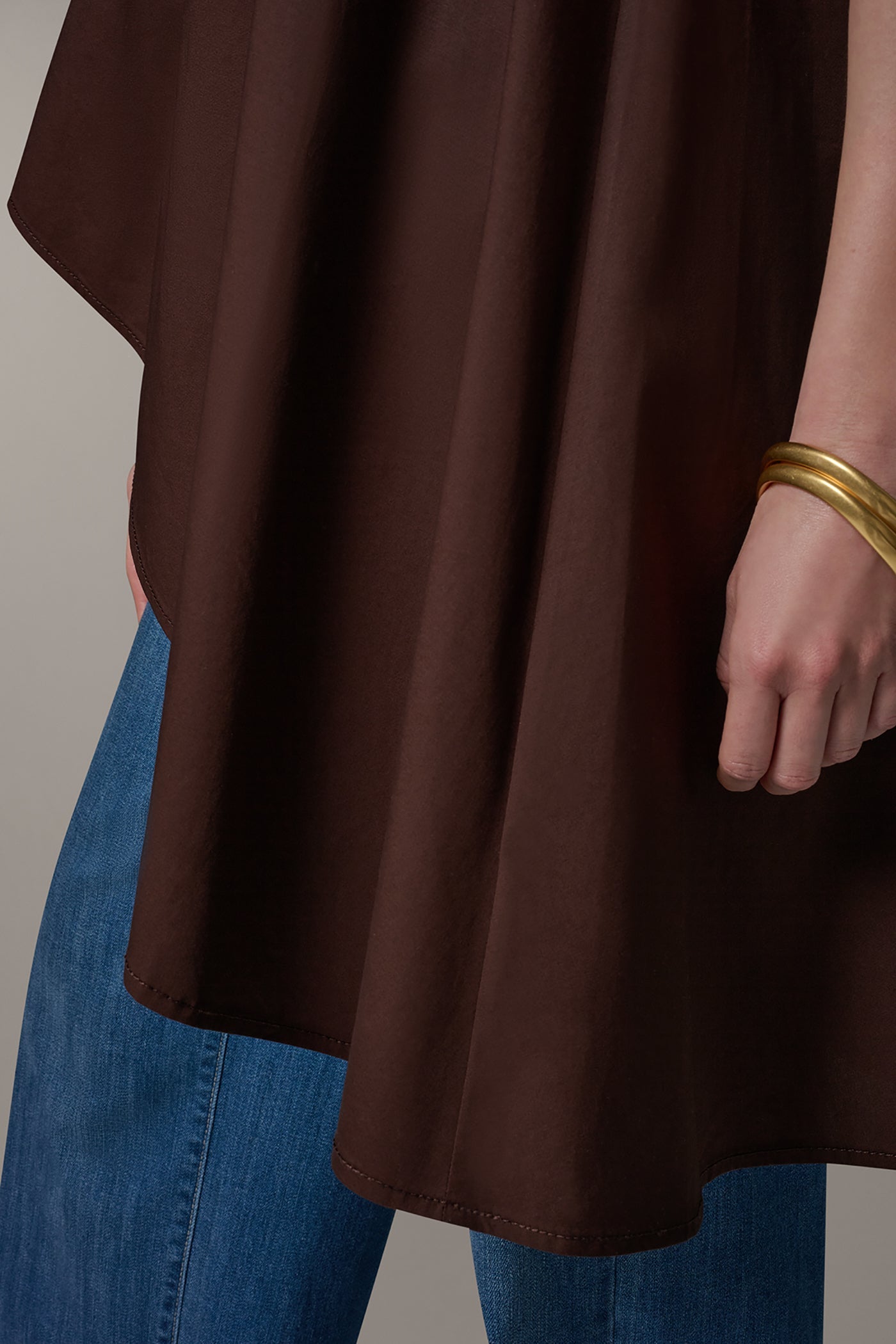 SLEEVELESS ASYMMETRIC TIE BACK BLOUSE
