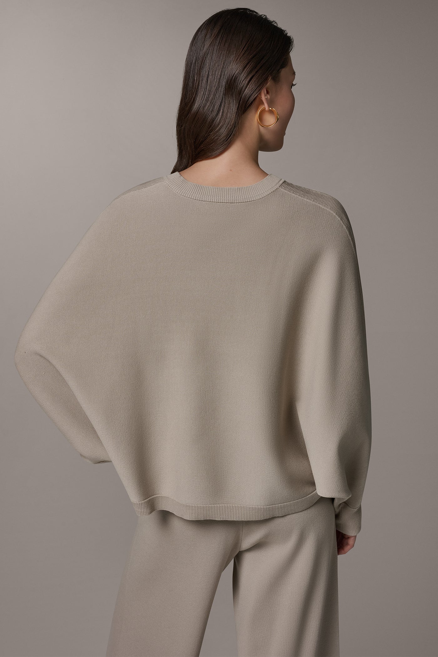 LONG DOLMAN SLEEVE SWEATER