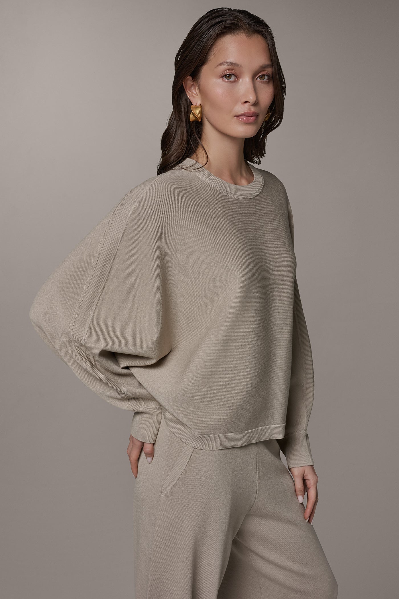 LONG DOLMAN SLEEVE SWEATER